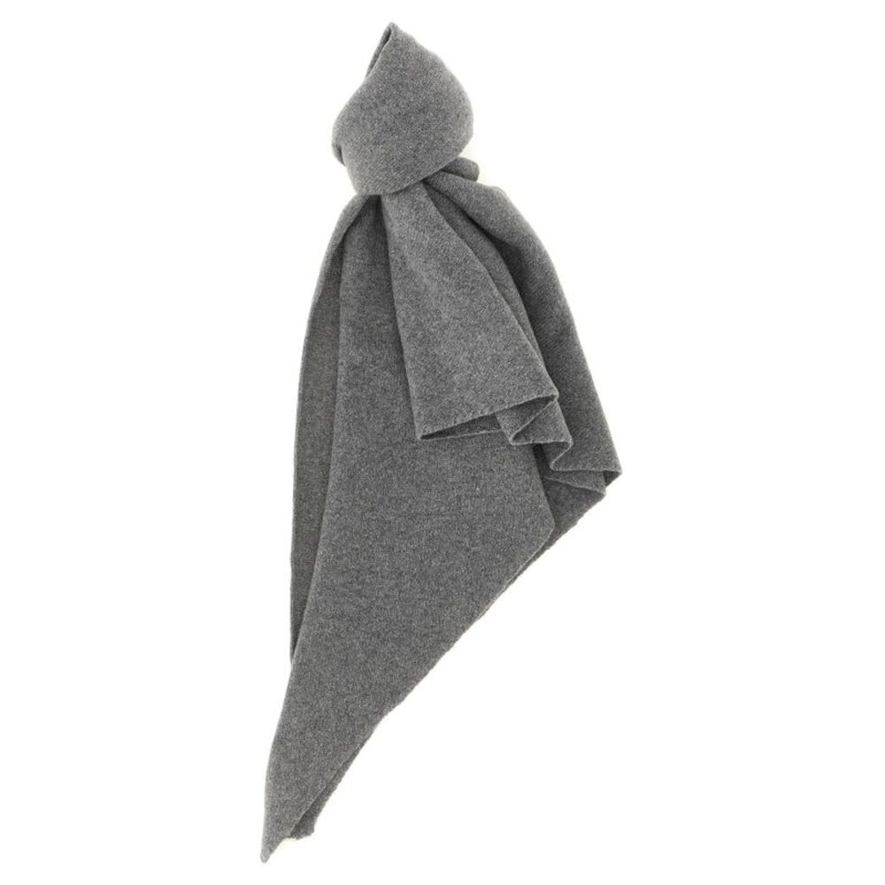 Nude Women Knitted Scarf